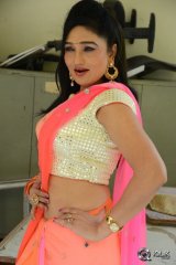 Ramya Sri Interview About O Malli